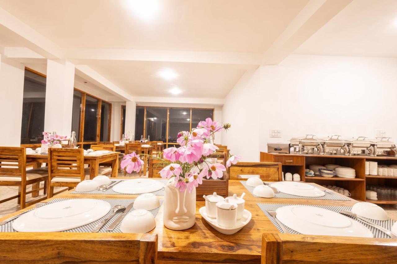 Aroha Residency- A Countryside Resort Manāli Екстериор снимка