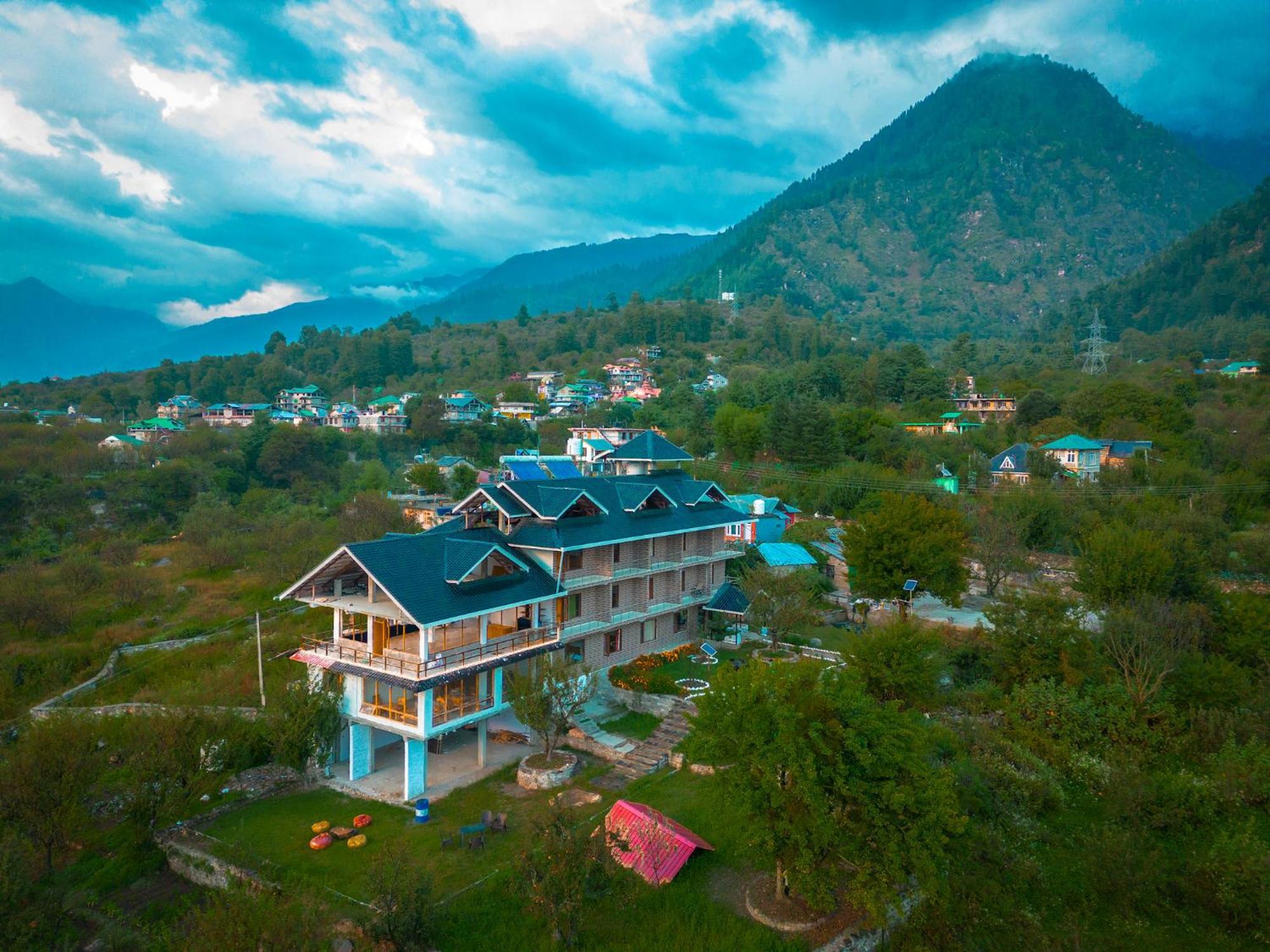 Aroha Residency- A Countryside Resort Manāli Екстериор снимка