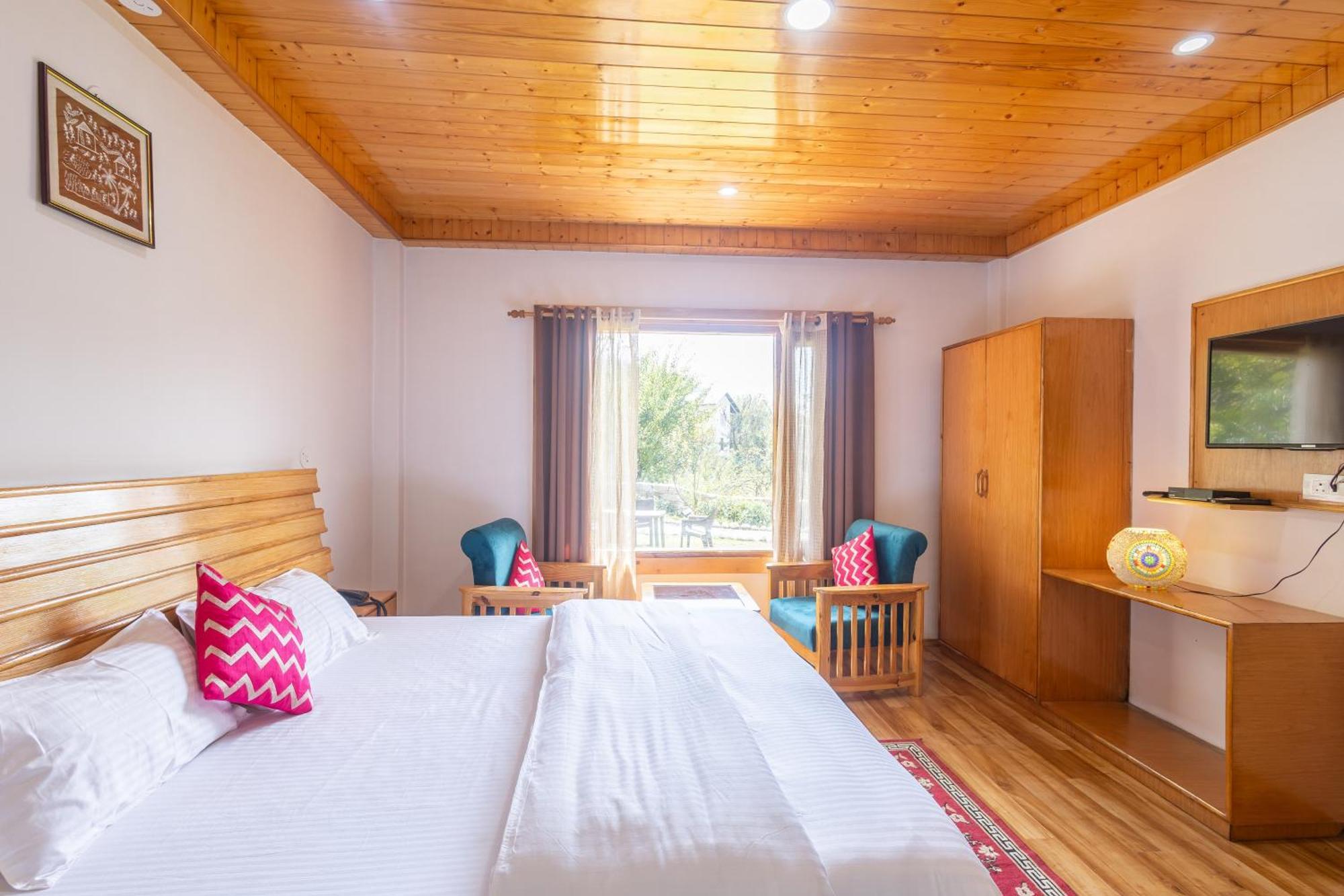 Aroha Residency- A Countryside Resort Manāli Екстериор снимка